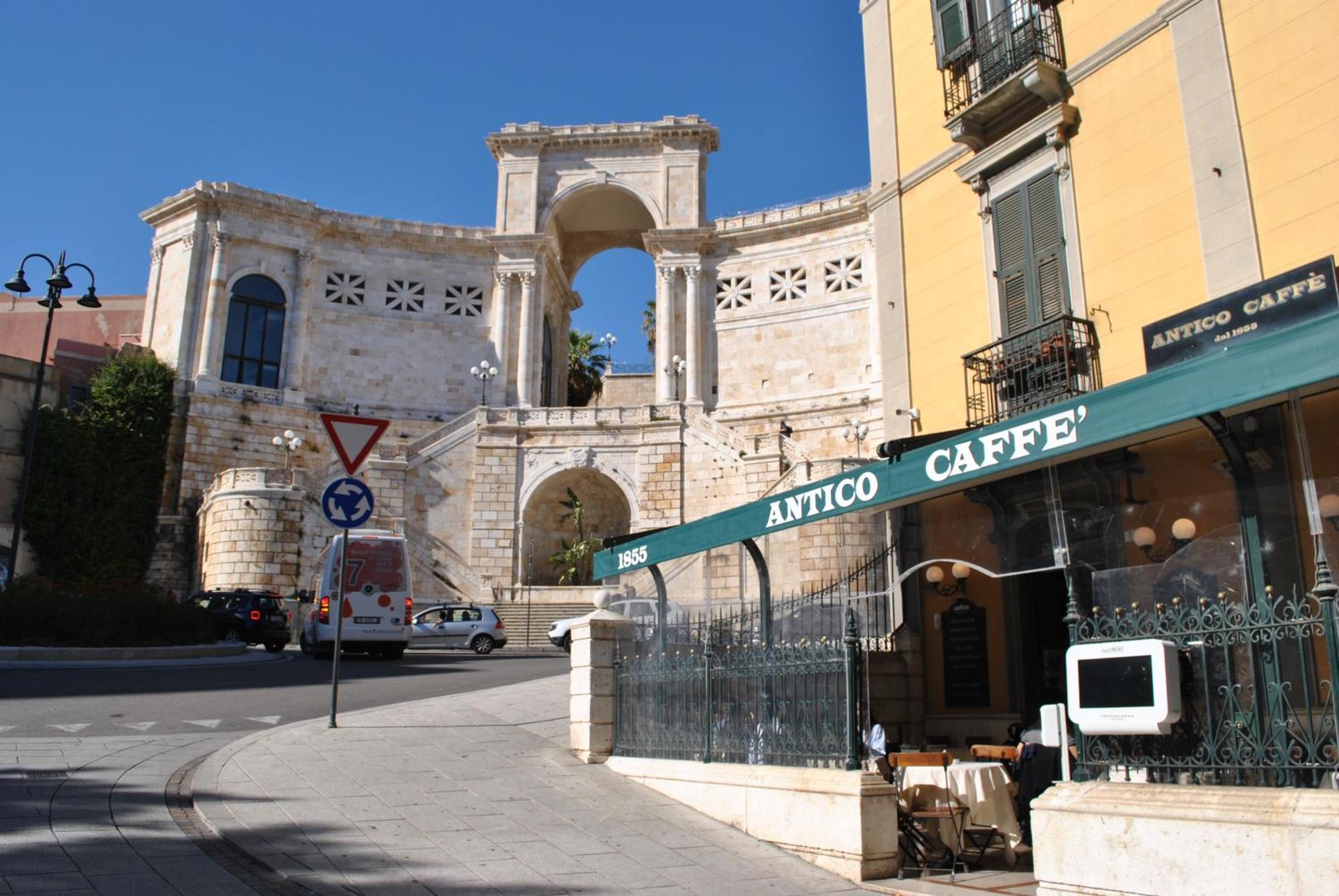 Casa Del Bottone Room〔Marina〕 Κάλιαρι Εξωτερικό φωτογραφία
